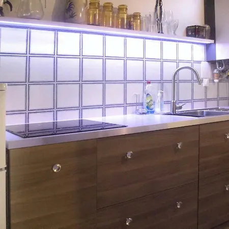 Mariangela Artist's Apartman *